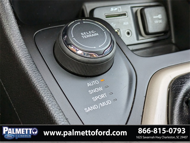 used 2018 Jeep Compass car, priced at $13,738