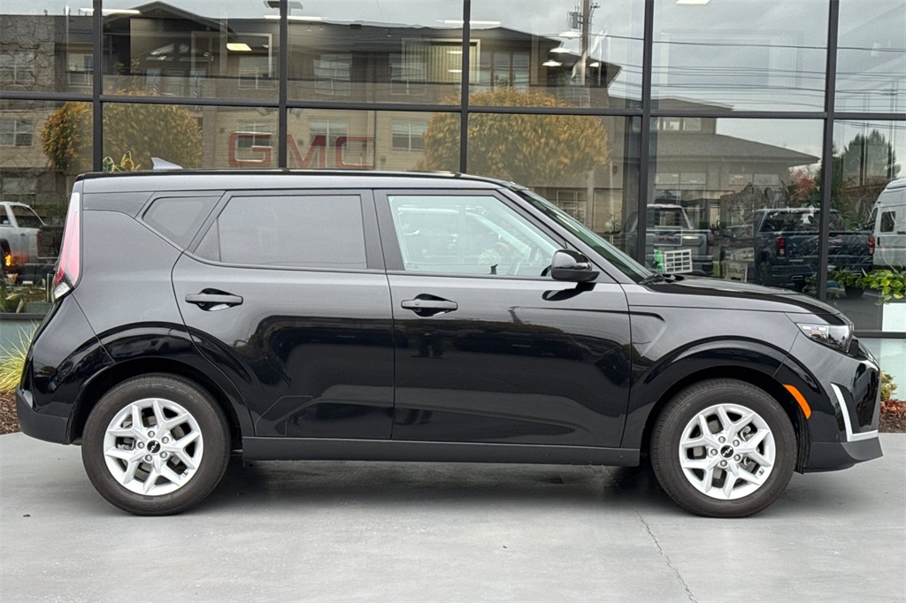 used 2023 Kia Soul car, priced at $19,937