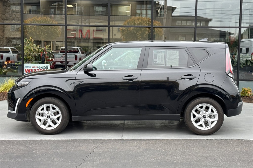used 2023 Kia Soul car, priced at $19,937