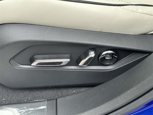 new 2025 Acura RDX car, priced at $56,400