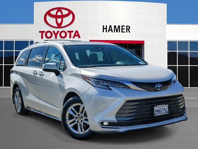 used 2024 Toyota Sienna car, priced at $51,492