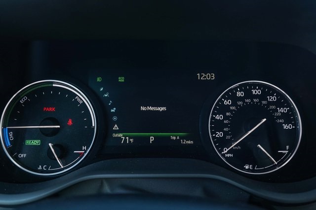 used 2024 Toyota Sienna car, priced at $51,492