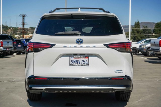 used 2024 Toyota Sienna car, priced at $51,492
