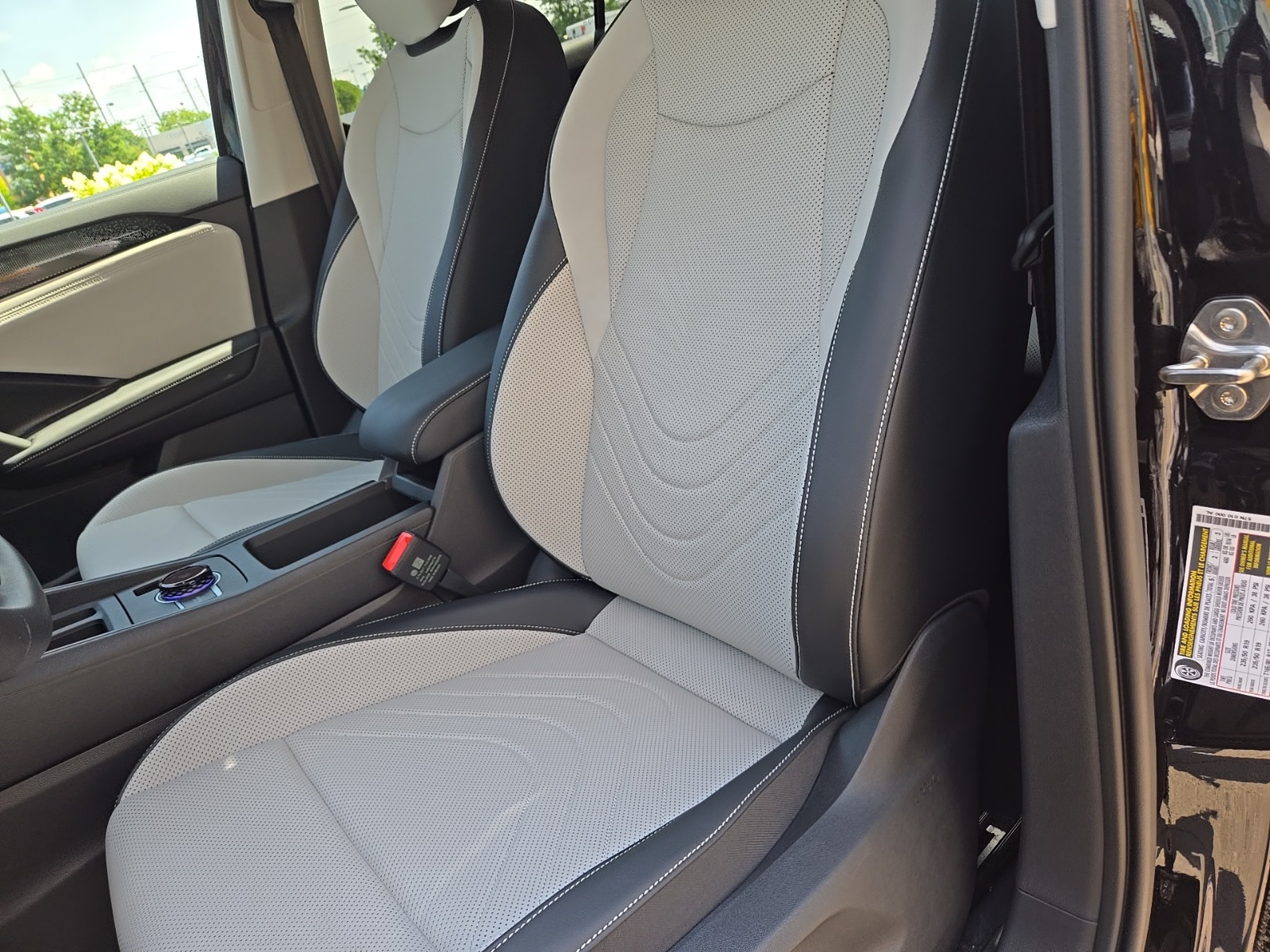 new 2025 Volkswagen Tiguan car, priced at $33,586