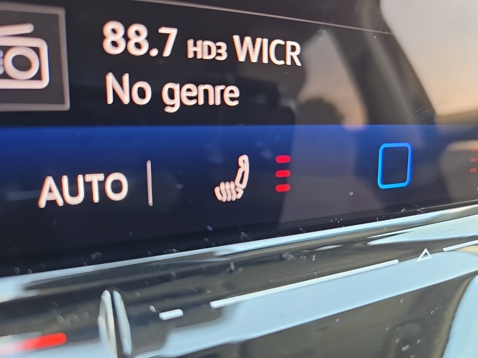 new 2025 Volkswagen Tiguan car, priced at $33,586
