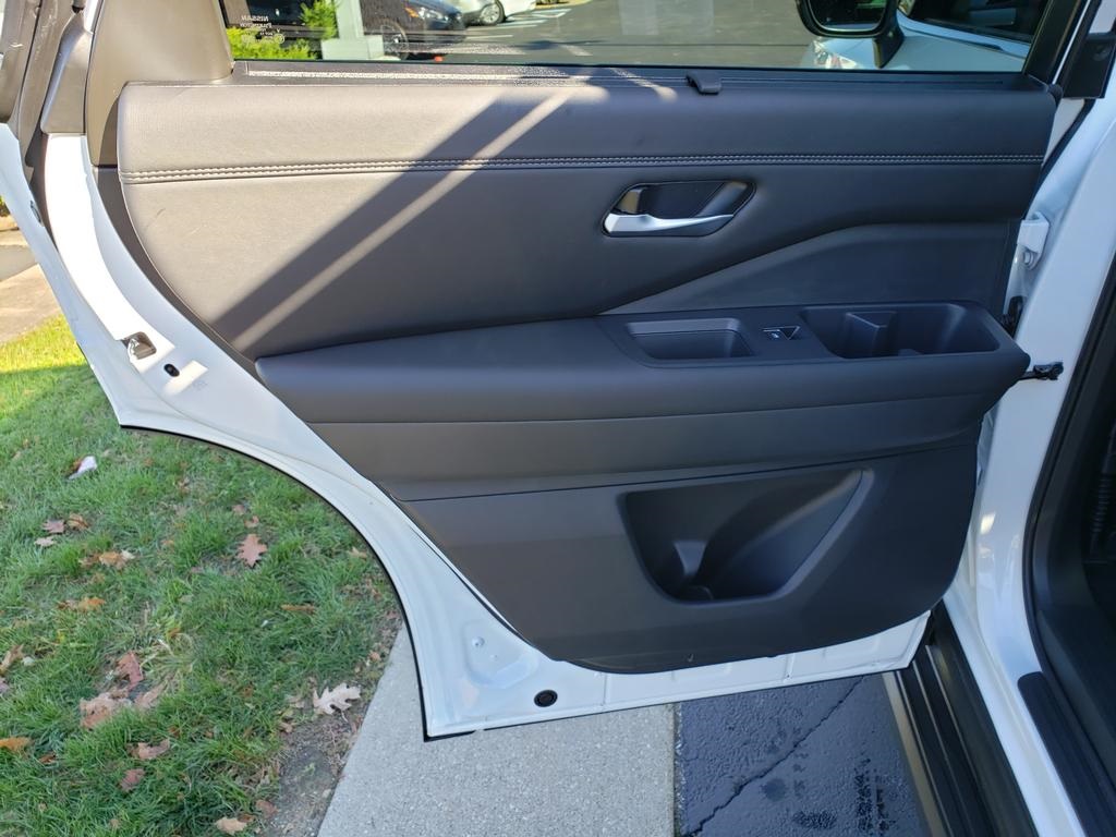 new 2025 Nissan Pathfinder car, priced at $45,473