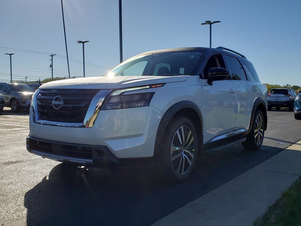 new 2025 Nissan Pathfinder car, priced at $45,473