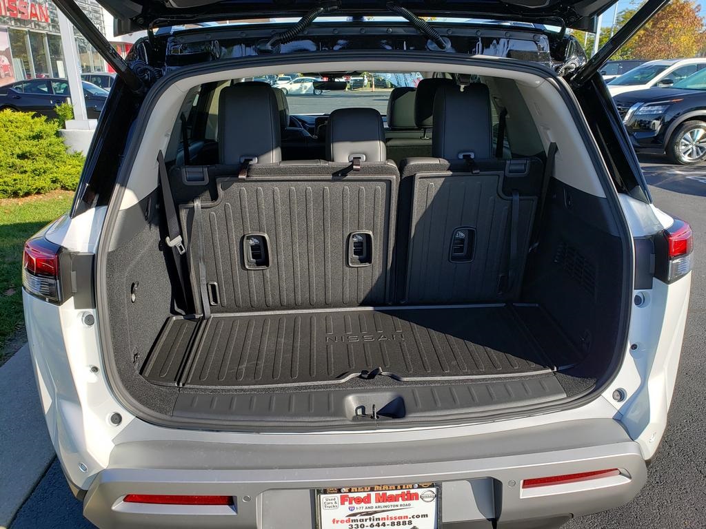 new 2025 Nissan Pathfinder car, priced at $45,473