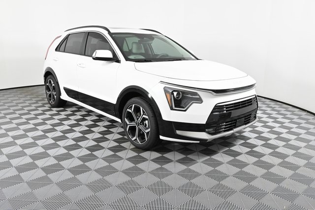 new 2025 Kia Niro car, priced at $31,762