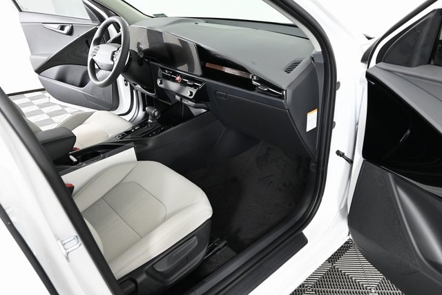 new 2025 Kia Niro car, priced at $31,762