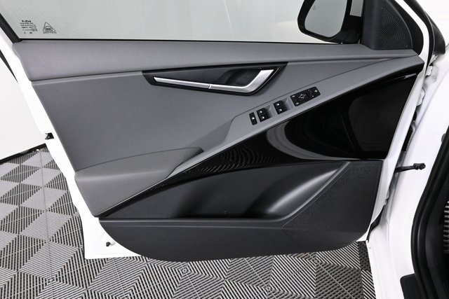 new 2025 Kia Niro car, priced at $31,762