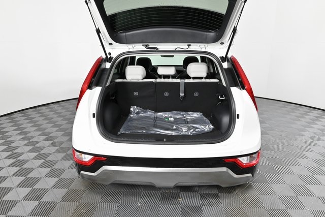 new 2025 Kia Niro car, priced at $31,762
