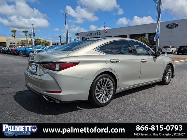 used 2019 Lexus ES car, priced at $26,379