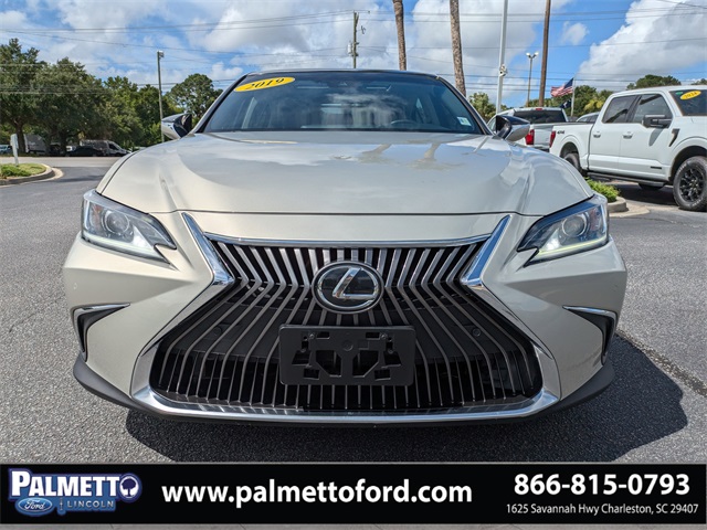 used 2019 Lexus ES car, priced at $26,379