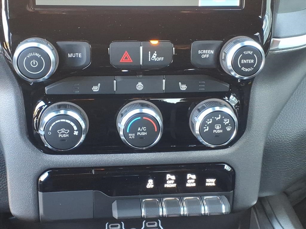 new 2025 Ram 1500 car, priced at $58,095