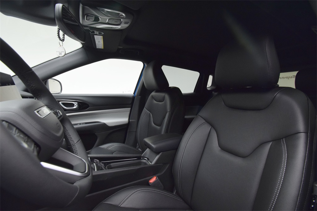 new 2025 Jeep Compass car, priced at $39,605