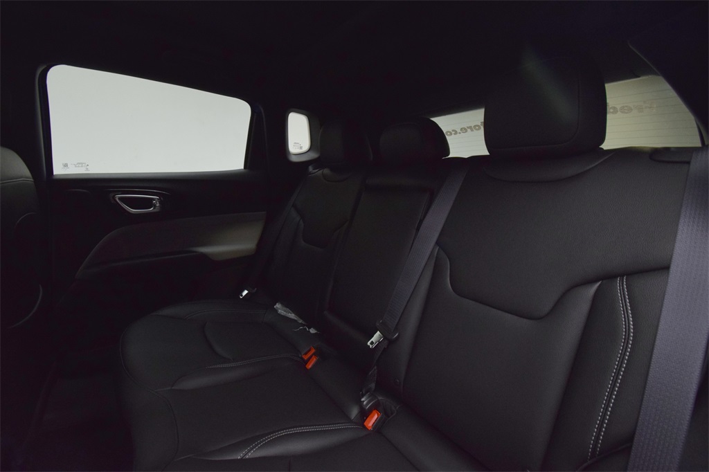 new 2025 Jeep Compass car, priced at $39,605