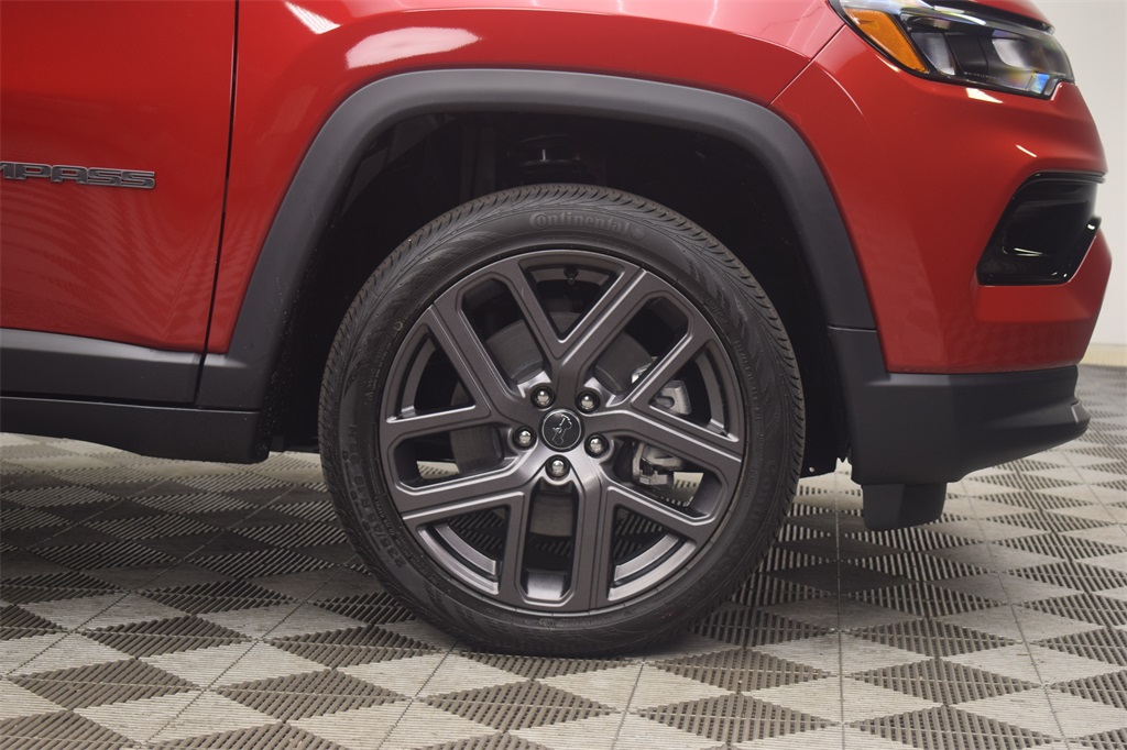 new 2025 Jeep Compass car, priced at $39,605