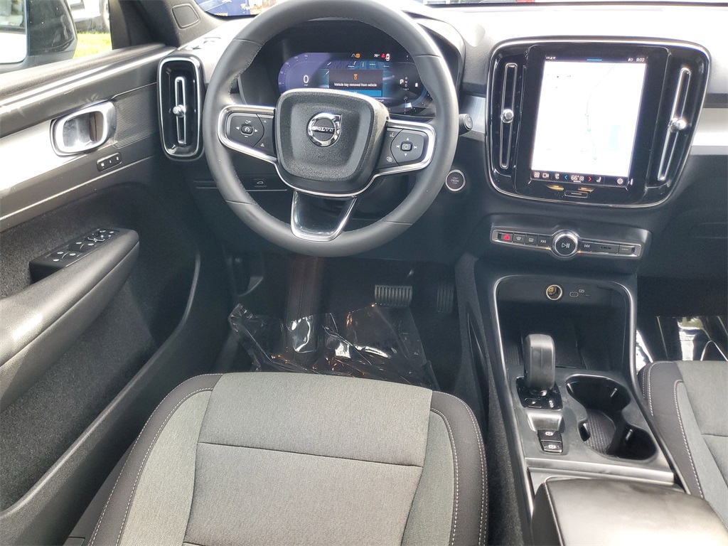 used 2024 Volvo XC40 car, priced at $29,985