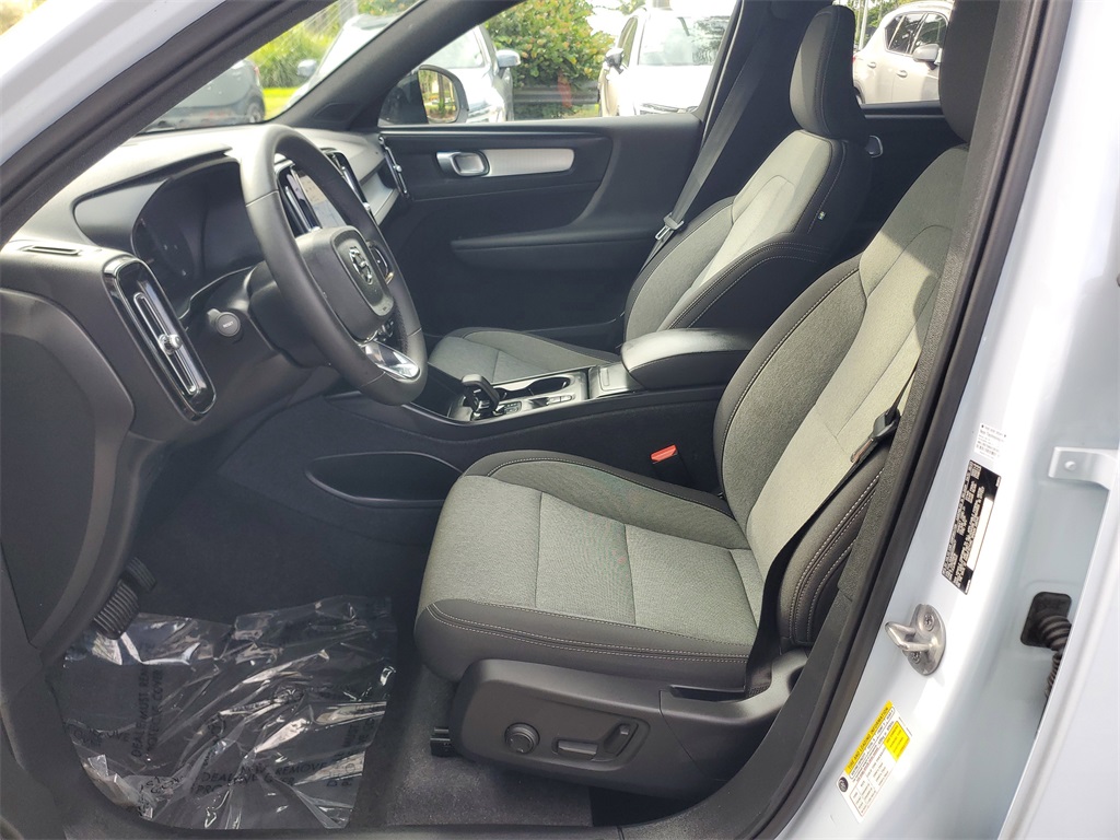used 2024 Volvo XC40 car, priced at $29,985