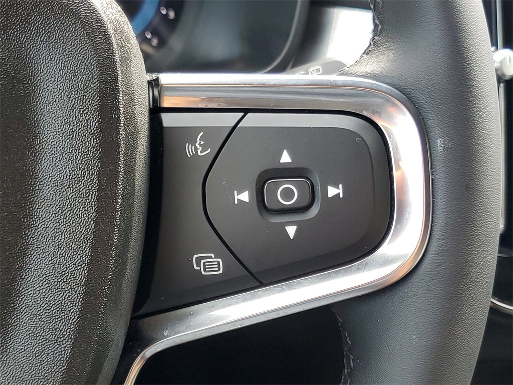 used 2024 Volvo XC40 car, priced at $29,985