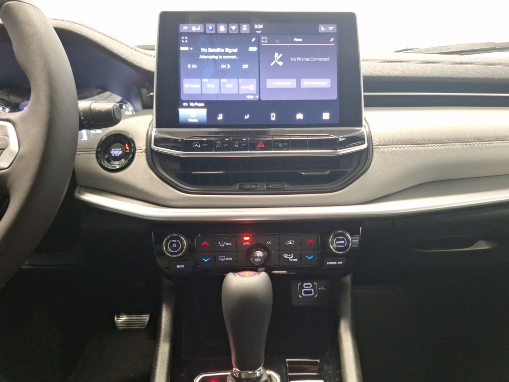 new 2025 Jeep Compass car, priced at $33,999