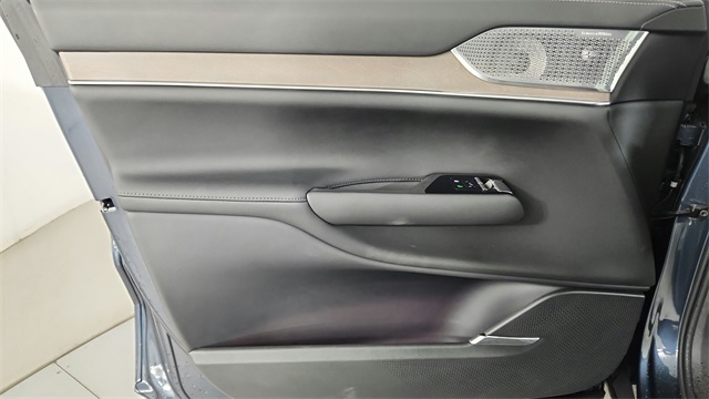 used 2025 Volvo EX90 car, priced at $89,997