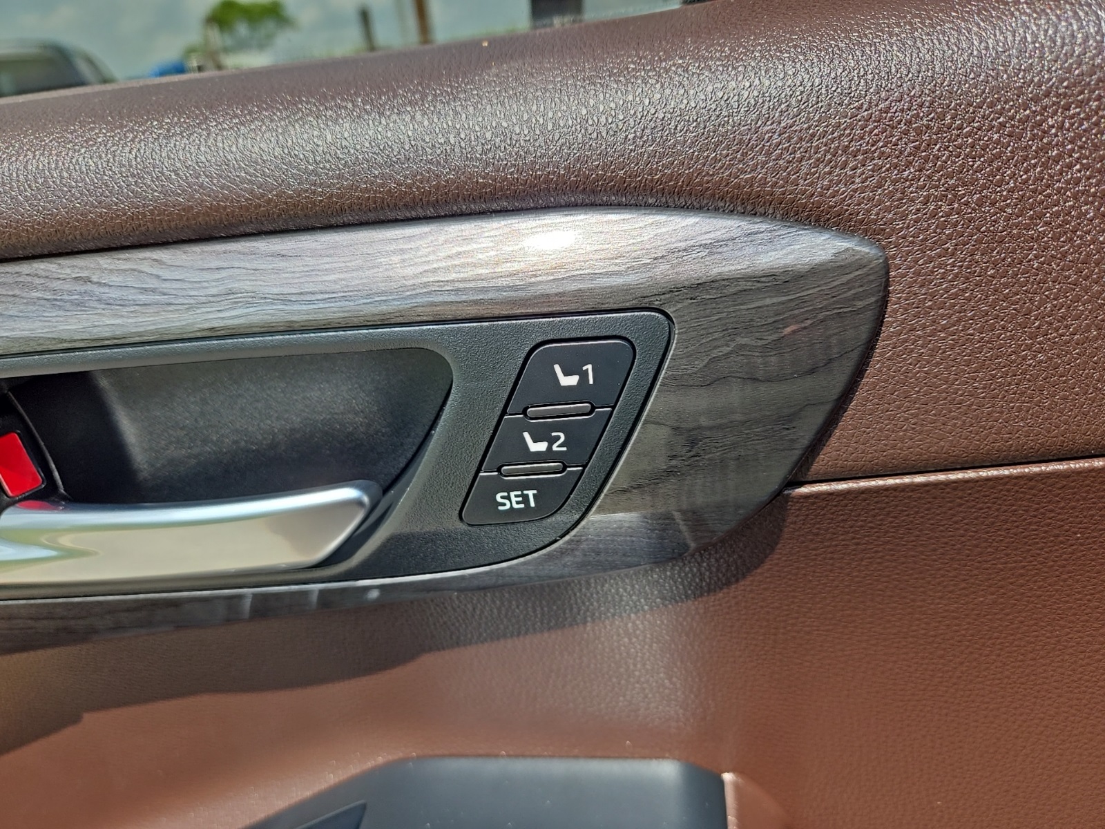 used 2022 Toyota Highlander car, priced at $45,948