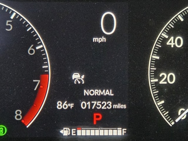 used 2025 Honda HR-V car, priced at $27,977