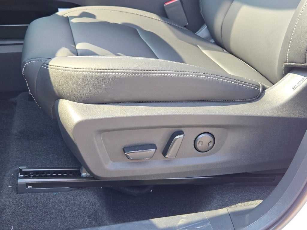 new 2025 Nissan Murano car, priced at $44,165