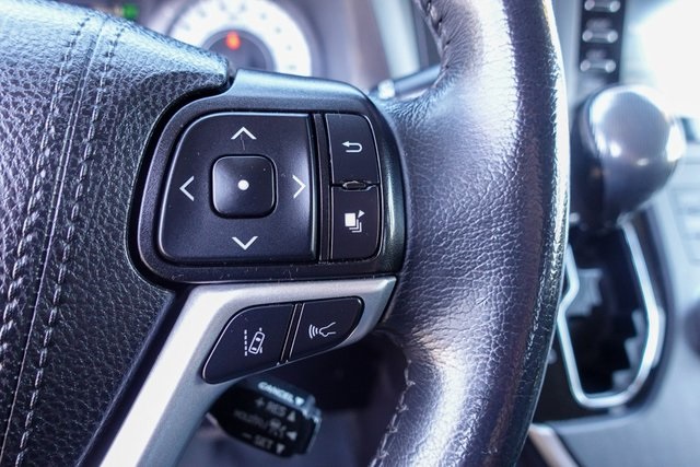 used 2020 Toyota Sienna car, priced at $37,144