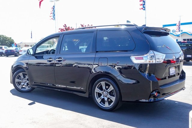 used 2020 Toyota Sienna car, priced at $37,144