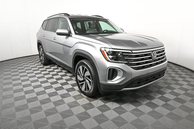 used 2024 Volkswagen Atlas car, priced at $33,682