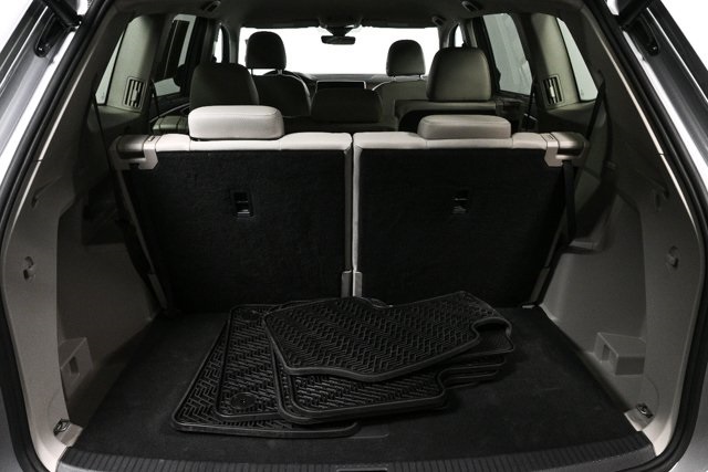 used 2024 Volkswagen Atlas car, priced at $33,682