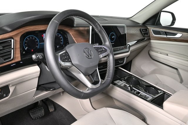 used 2024 Volkswagen Atlas car, priced at $33,682