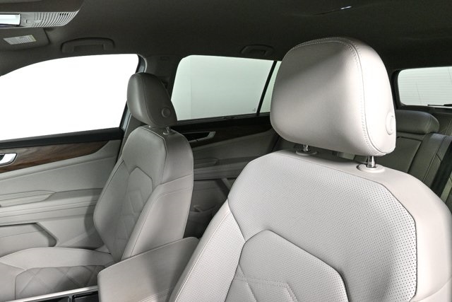 used 2024 Volkswagen Atlas car, priced at $33,682