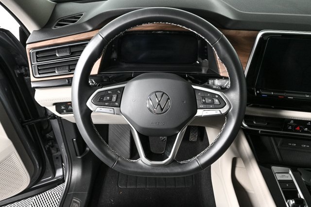 used 2024 Volkswagen Atlas car, priced at $33,682