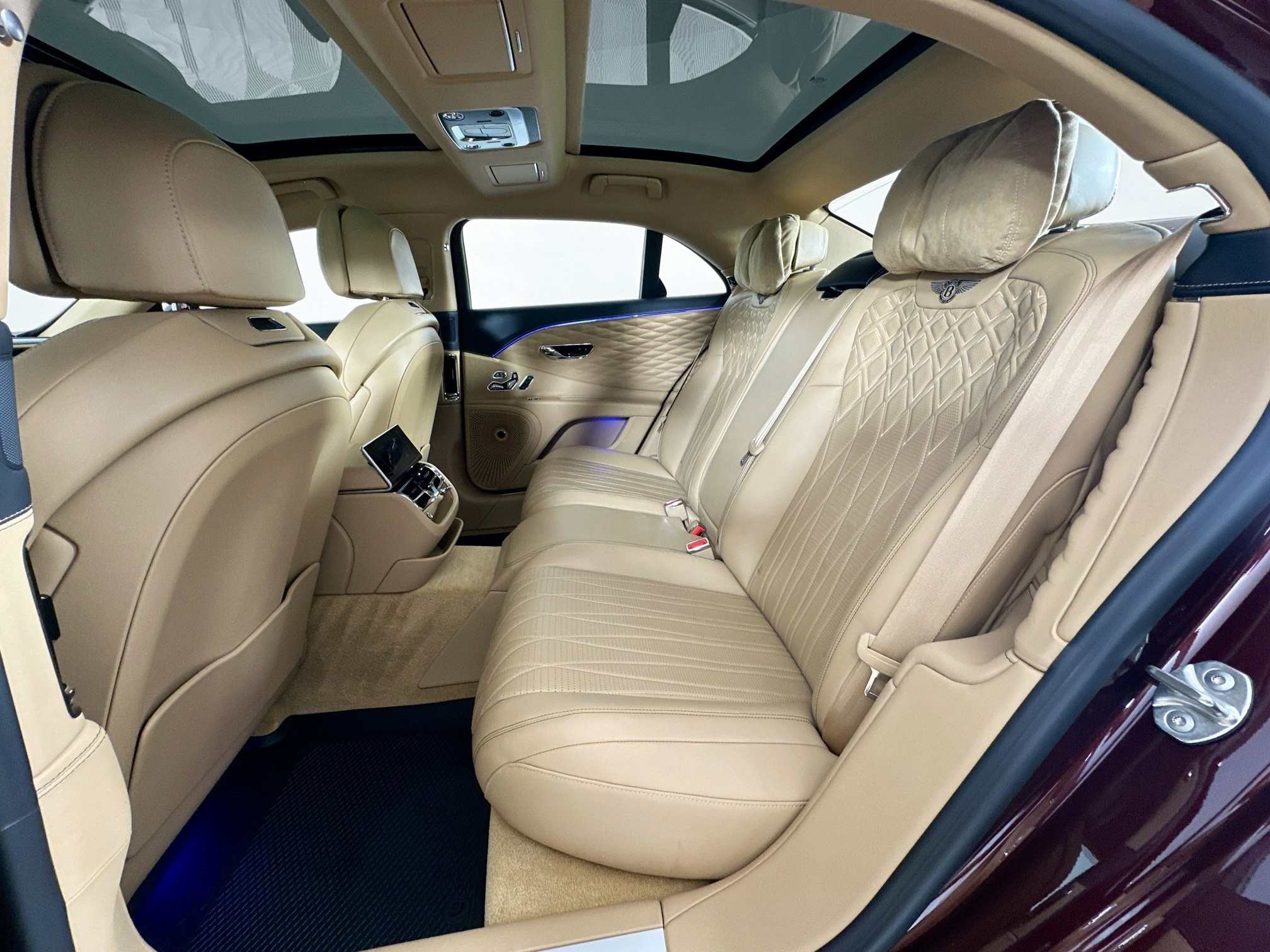 used 2022 Bentley Flying Spur car, priced at $179,998