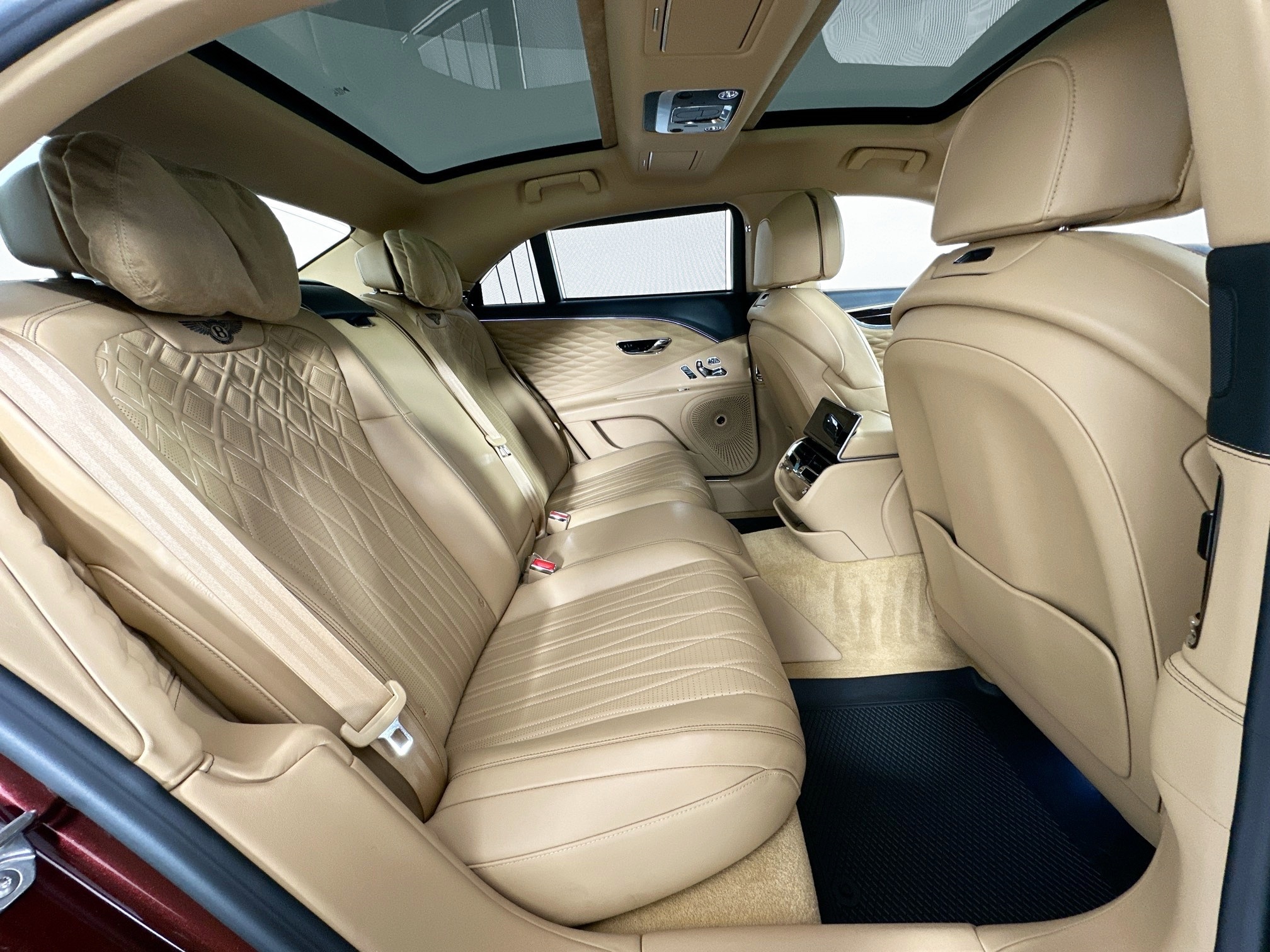 used 2022 Bentley Flying Spur car, priced at $179,998