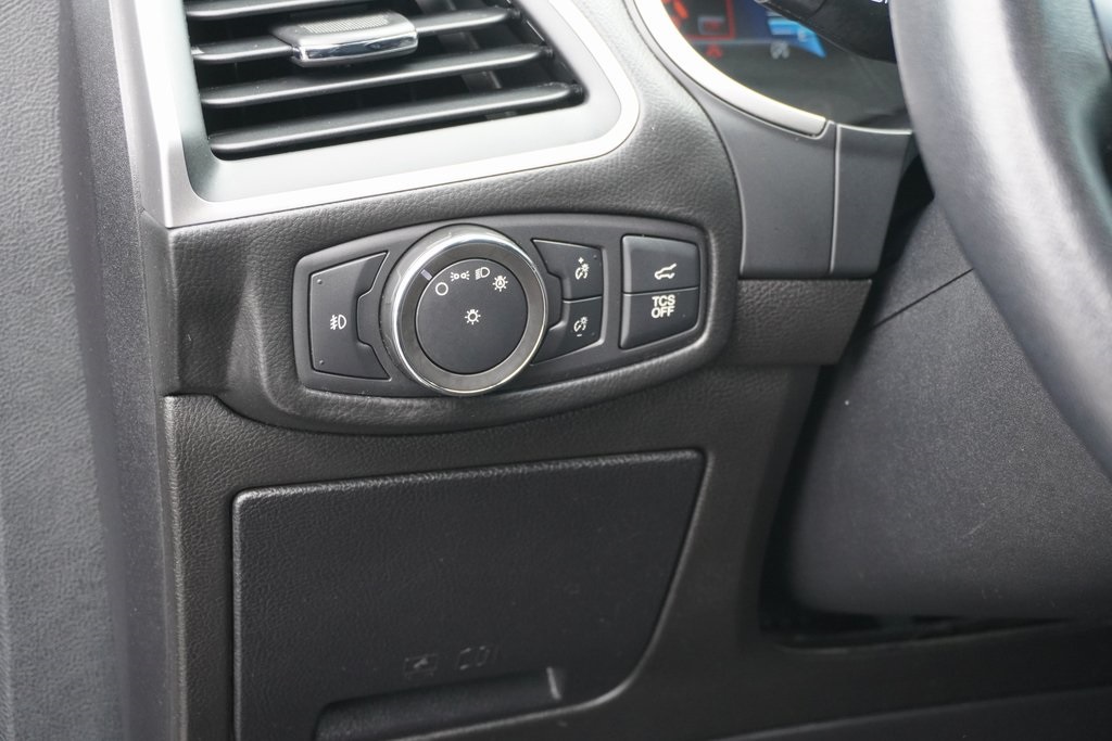 used 2020 Ford Edge car, priced at $17,900