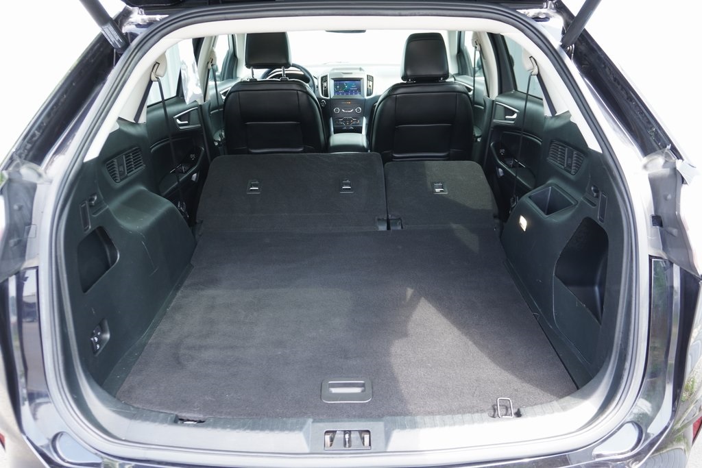 used 2020 Ford Edge car, priced at $17,900