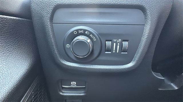 new 2025 Jeep Grand Cherokee L car, priced at $44,565