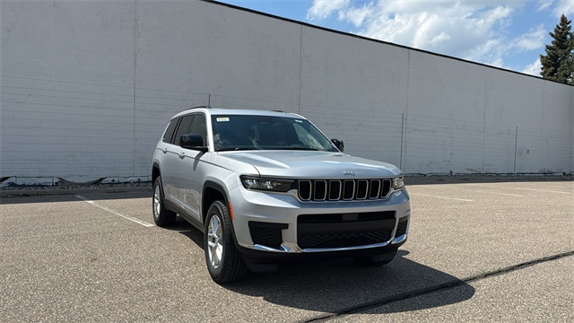 new 2025 Jeep Grand Cherokee L car, priced at $44,565