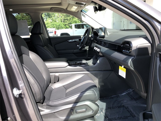 new 2025 Honda Pilot car, priced at $48,450
