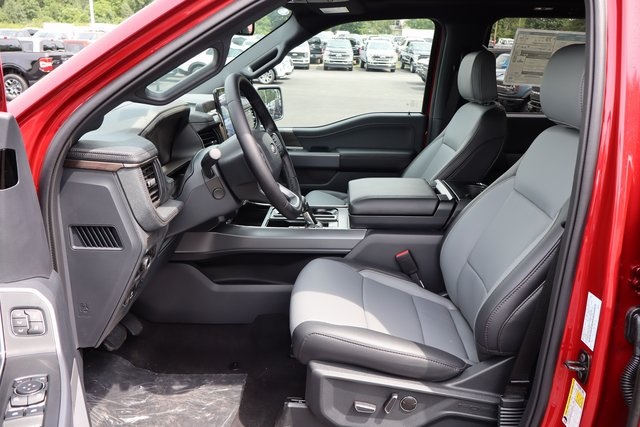 new 2025 Ford F-150 Lightning car, priced at $76,680