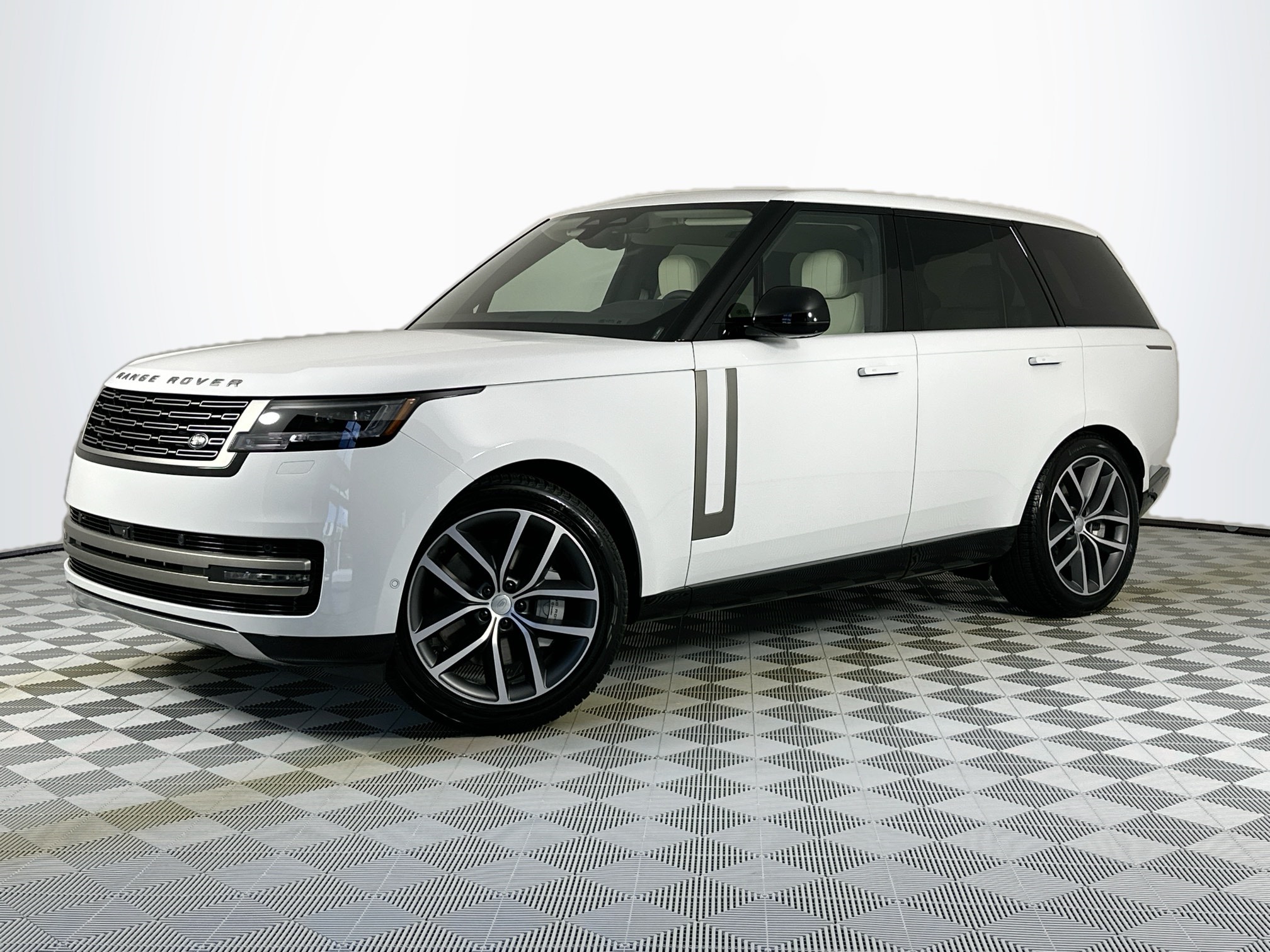new 2025 Land Rover Range Rover car, priced at $138,630