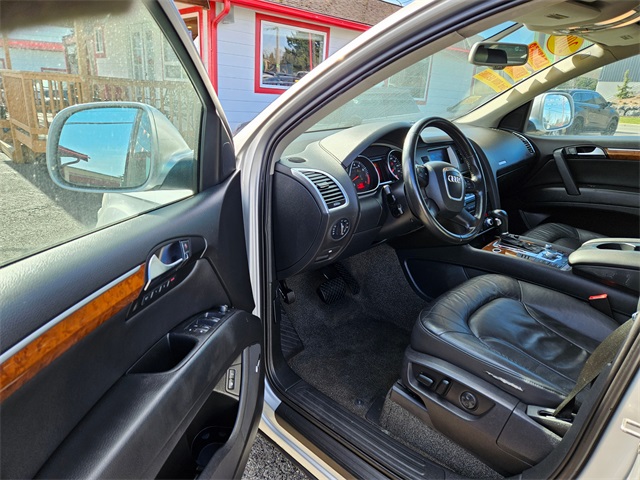 used 2007 Audi Q7 car, priced at $7,777