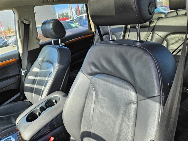 used 2007 Audi Q7 car, priced at $7,777