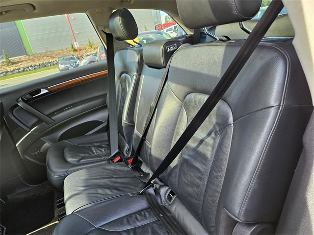 used 2007 Audi Q7 car, priced at $7,777