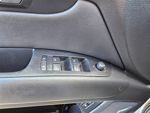 used 2007 Audi Q7 car, priced at $7,777